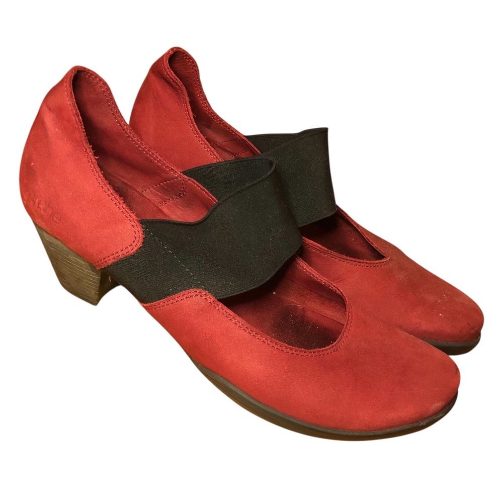 ARCHE nubuck leather mary jane heels